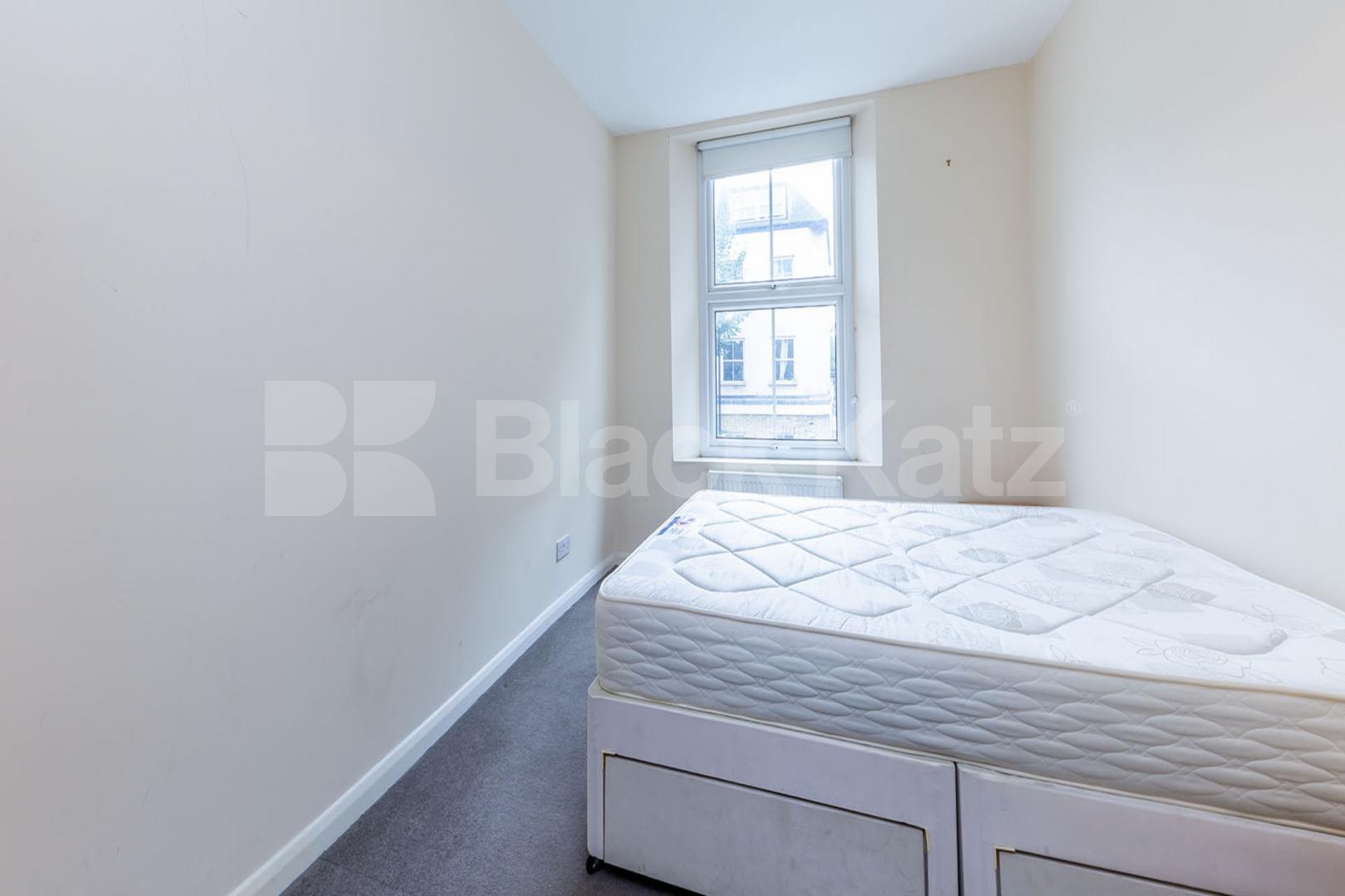  Well presented two double bedroom property set within a period conversion Moray Road, Finsbury Park